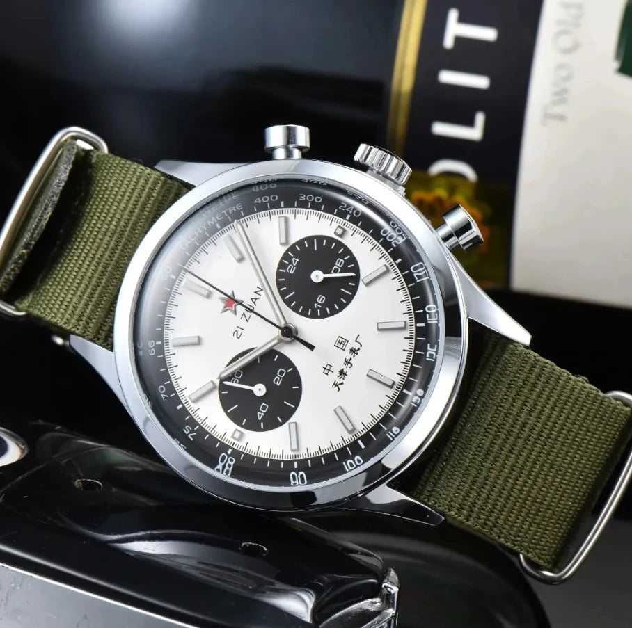 Watche 1963  quartz pilot automatic