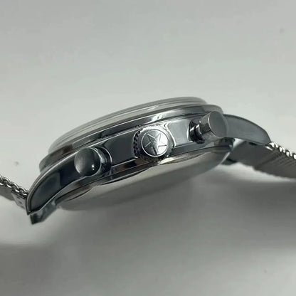 Watche 1963  quartz pilot automatic